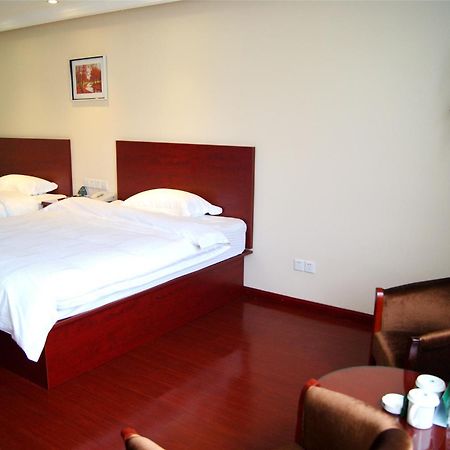 Greentree Inn Guangdong Shantou Gurao Gugui Road Business Hotel Exterior foto