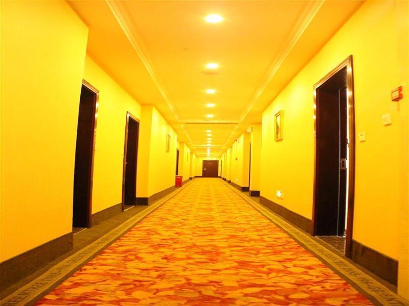 Greentree Inn Guangdong Shantou Gurao Gugui Road Business Hotel Exterior foto
